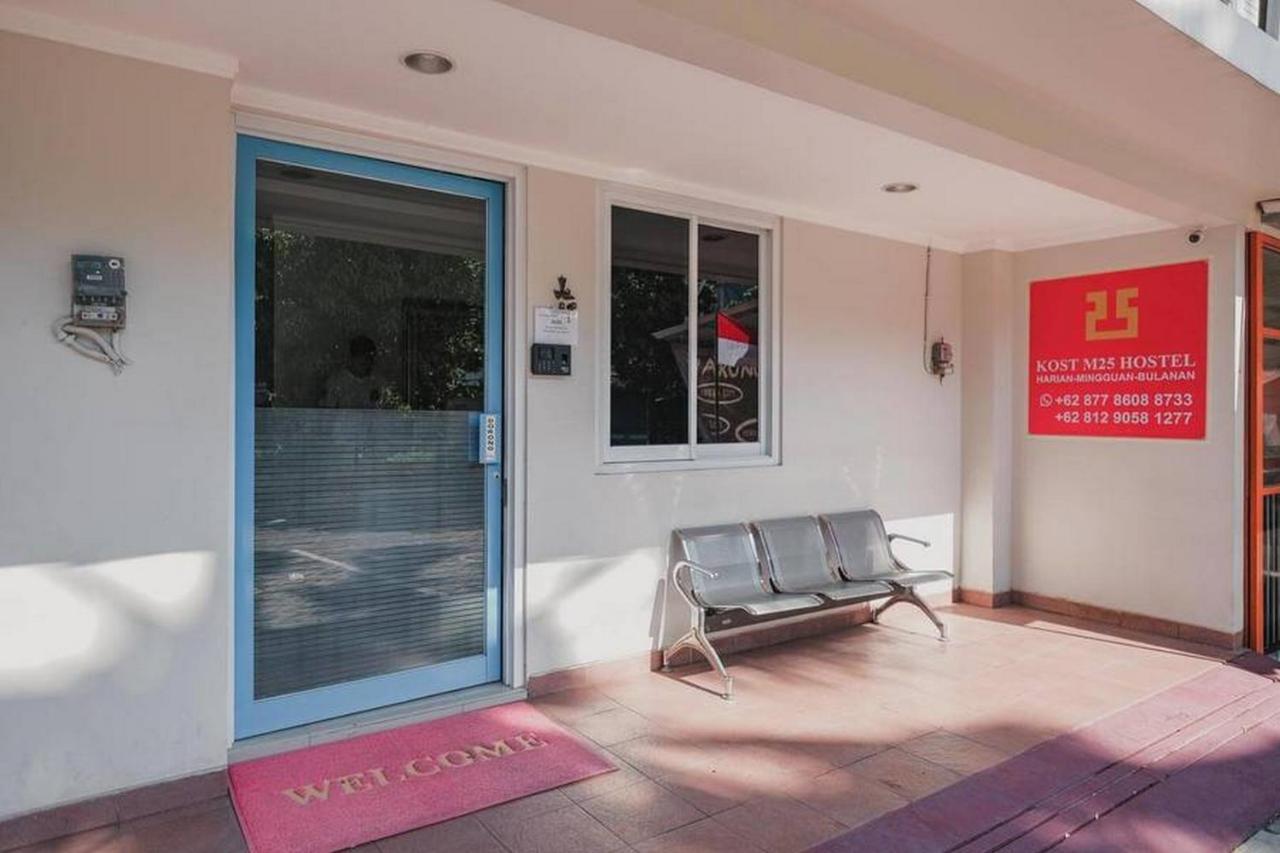 Reddoorz Plus Near Soekarno Hatta Airport Taman Mahkota Tangerang Buitenkant foto